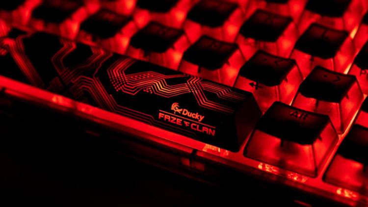 FaZe Clan e Ducky lançarão um teclado de edição limitada