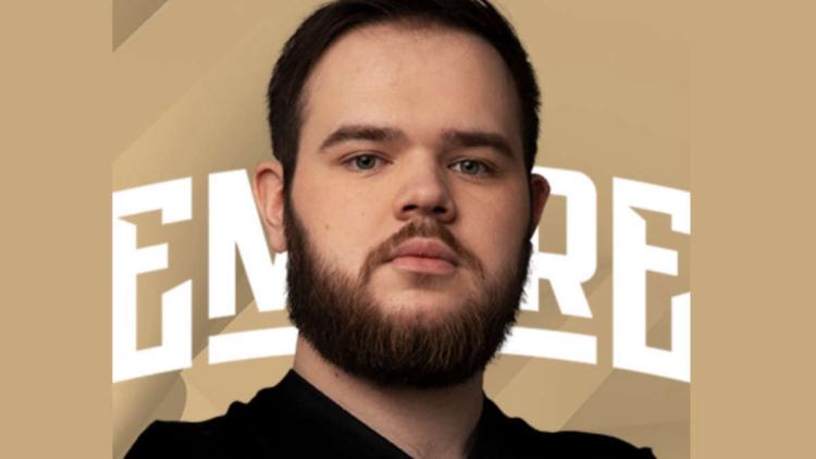 Rainbow Six- lineup Team Empire ficou sem analista