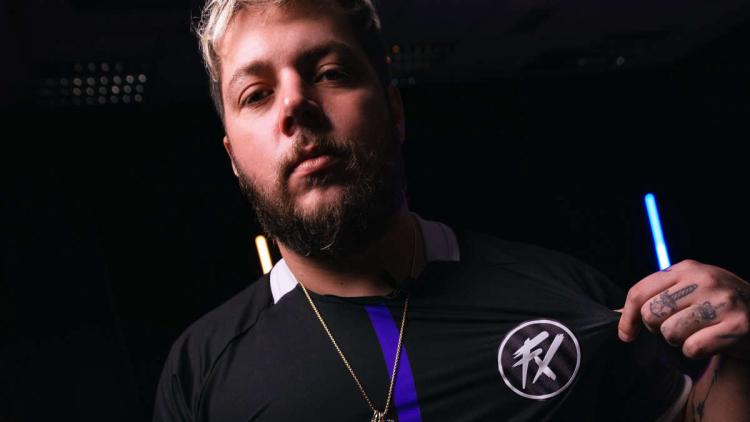 zews é o novo treinador principal Fluxo