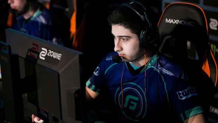 MarKE juntou-se a Nouns Esports