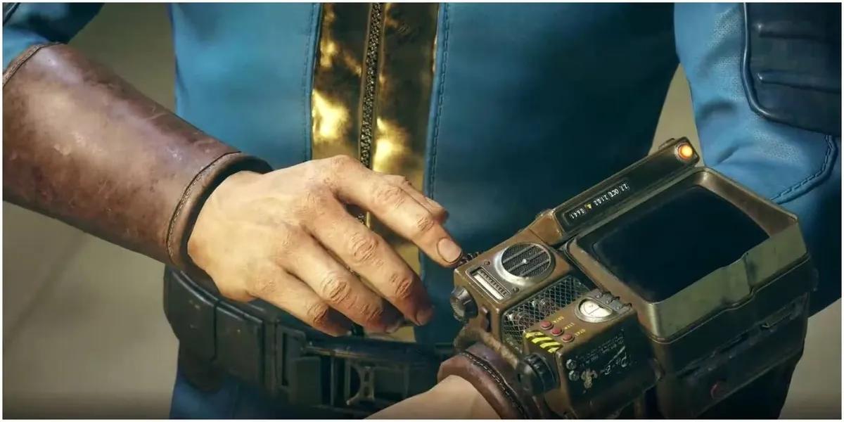 Fallout Meets Fitness: Fan Ingeniously Crafts a Pip-Boy Fitbit Hybrid, Merging Gaming with Health!