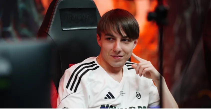 NAVI faz mudança na escalação do meio da rota no Dota 2