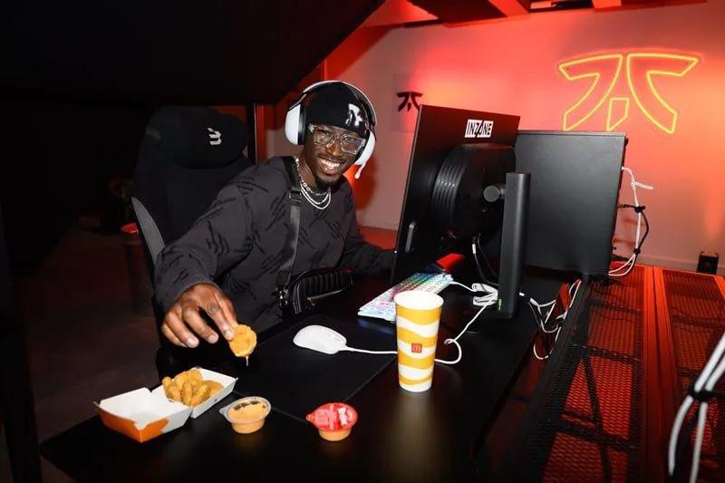 Fnatic e McDonald's do Reino Unido lançam uma parceria feroz com McSpicy® e Frank's RedHot®