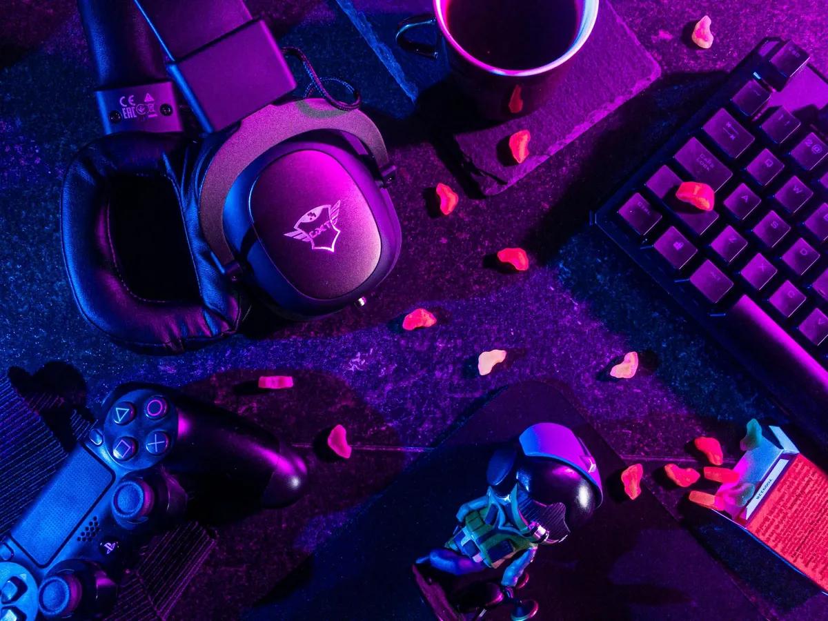 Quando os pixels encontram os lucros: a intersecção entre e-sports, jogos e criptomoedas