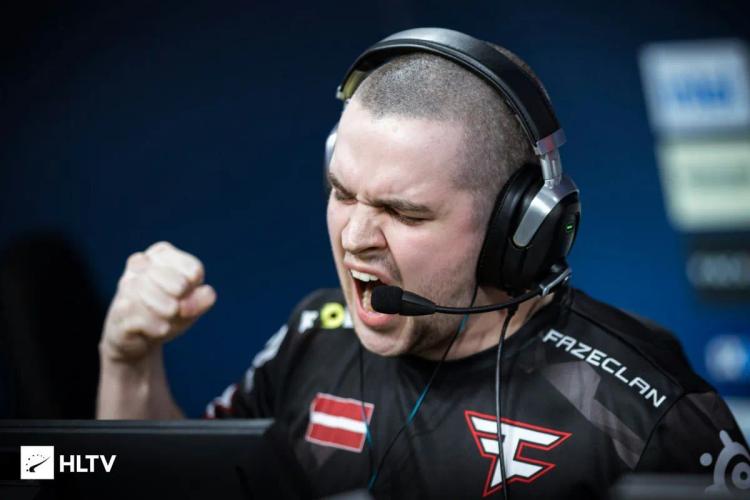 broky regressa ao plantel principal de FaZe CS2