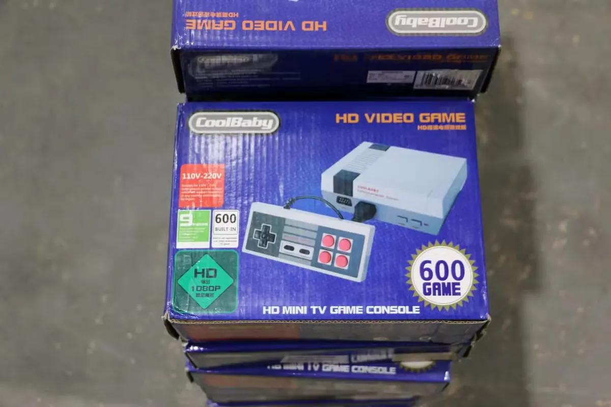 Homem de Nova Iorque enfrenta a prisão por vender mais de 2 milhões de dólares em produtos falsos da Nintendo e Pokémon