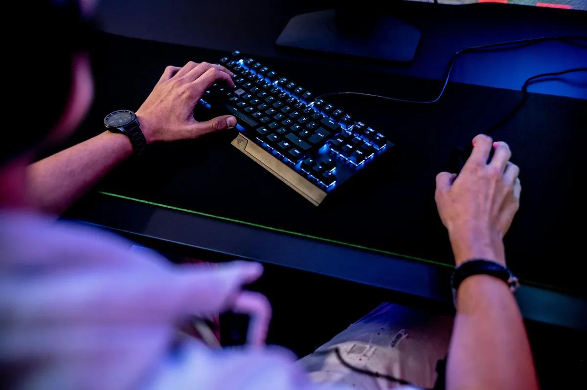 Como é que as reclassificações globais e as novas leis afectarão o futuro das apostas nos eSports?