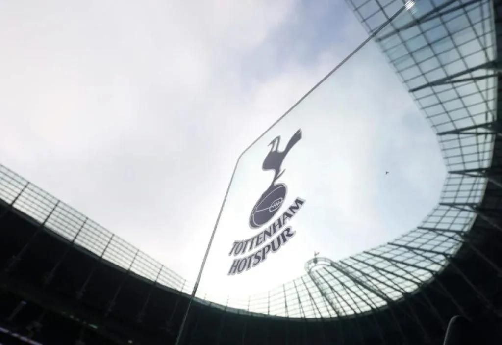 Tottenham Hotspur faz parceria com PlayVS para projeto de esportes nos EUA