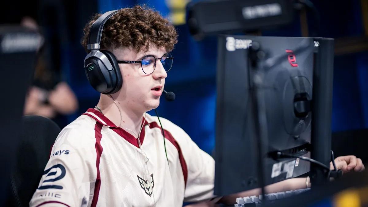 GRANDES mudanças AWPer: o hyped é colocado no banco, o gr1ks do HEROIC entra no plantel