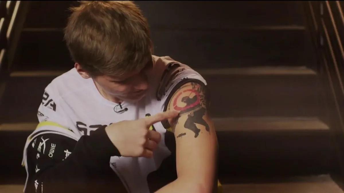 S1mple reage ao novo cache - Uma atualização linda, mas a era do grafite acabou.