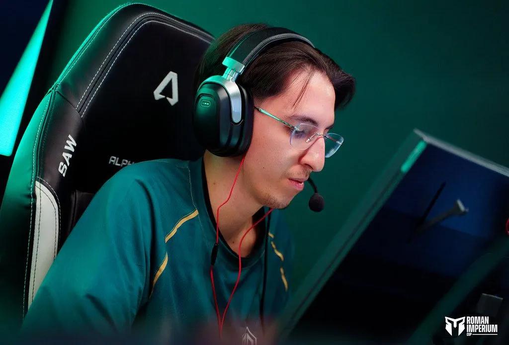OG Benches arrozdoce, anúncio de novo elenco em breve