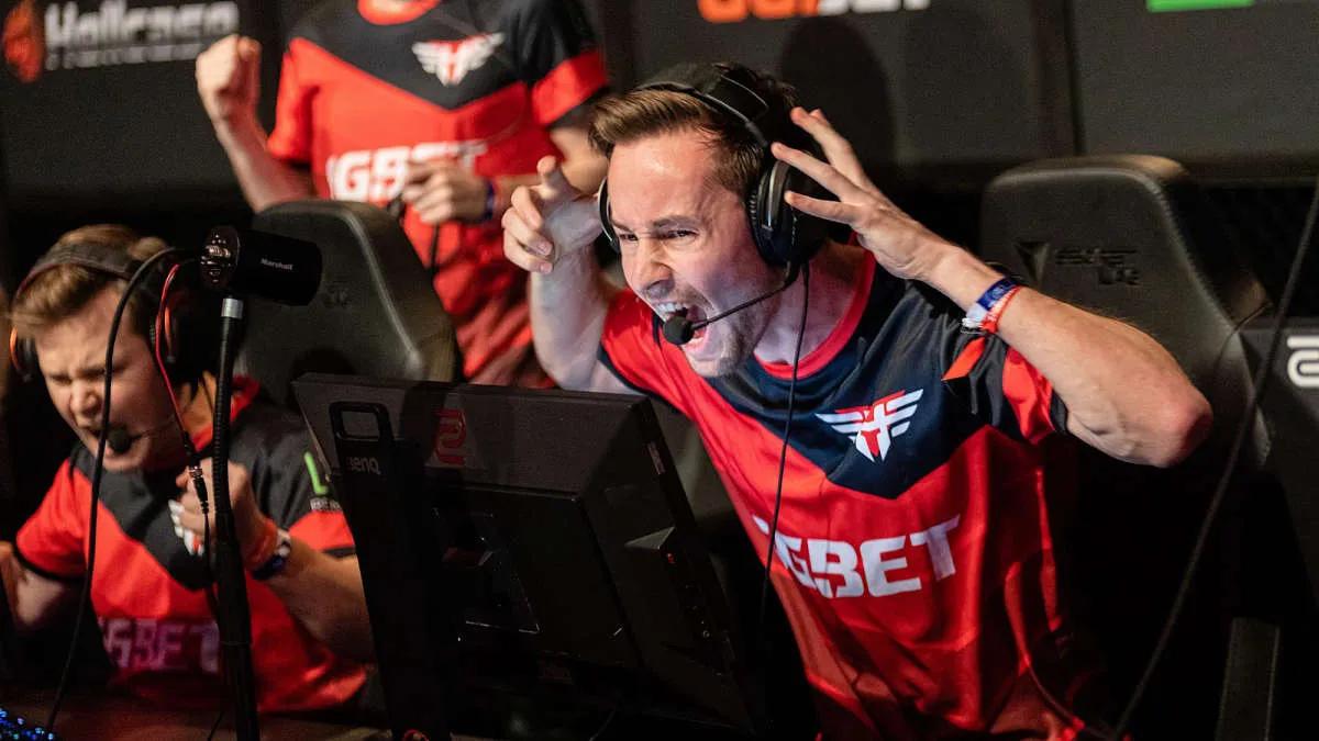 cadiaN: " NAVI é a favorita contra Heroic, mas está sob muita pressão porque não pode perder para nós"