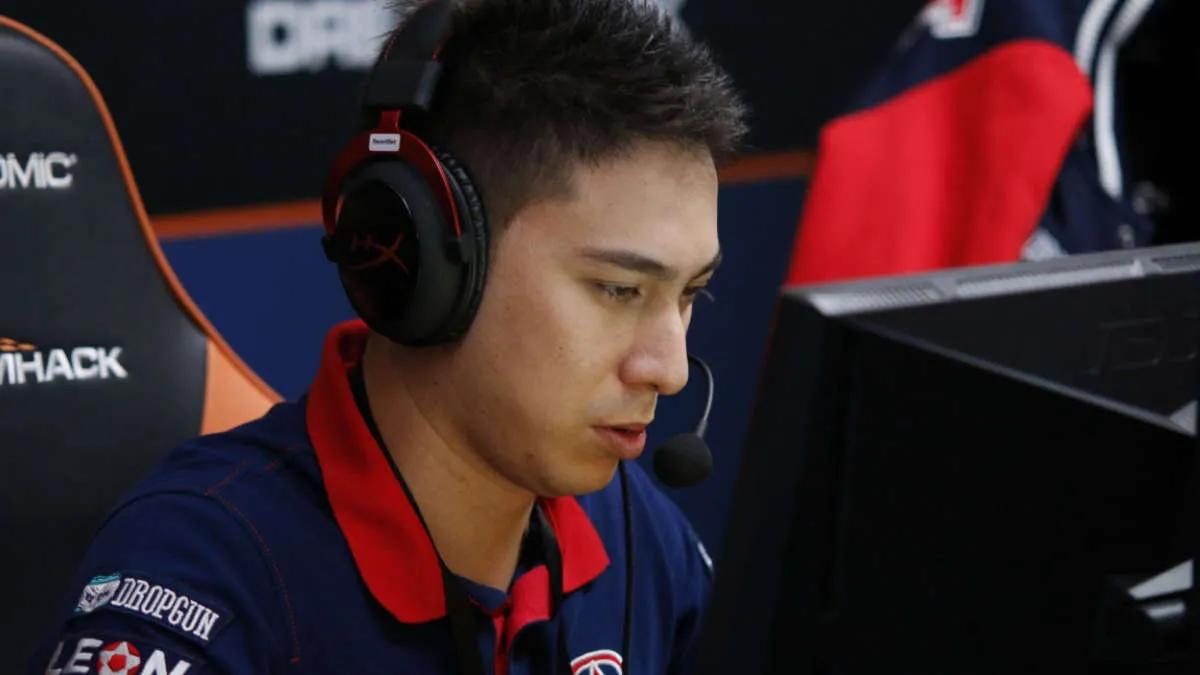 mou anunciou a busca por uma nova equipe