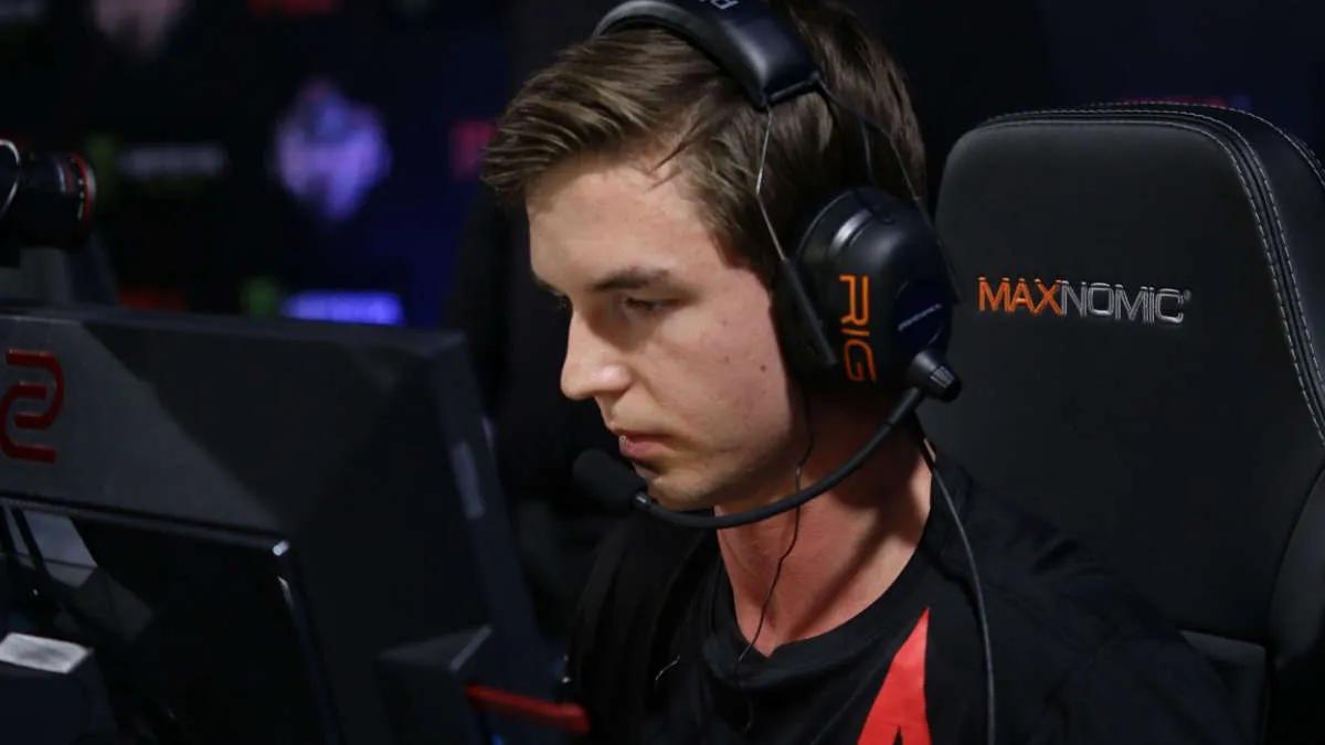 dev1ce pode retornar ao Astralis muito em breve