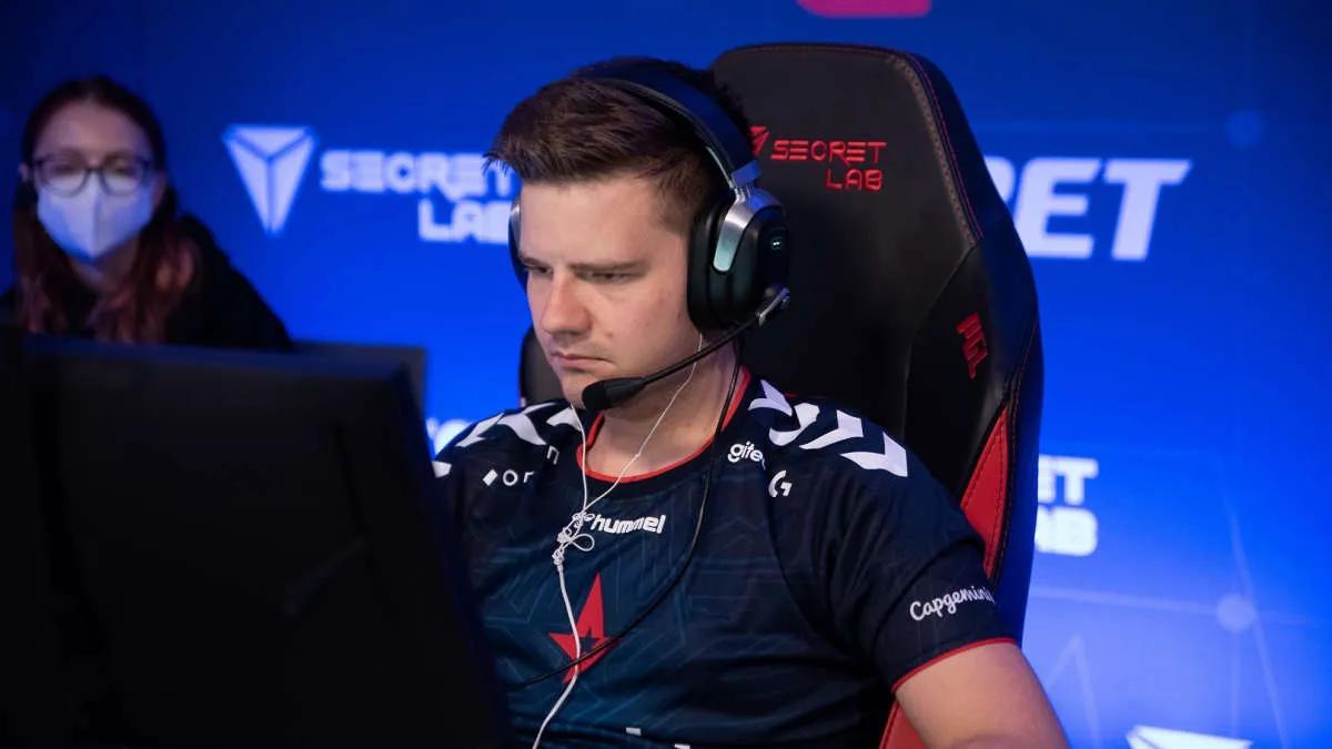 dupreeh primeiro a ganhar US$ 2.000.000 em prêmios em dinheiro na carreira