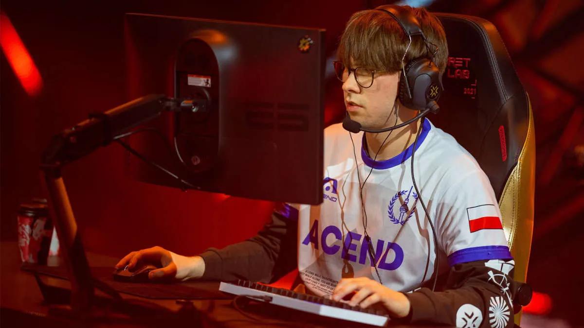 Rumores: zeek e trexx podem se juntar a Team Heretics