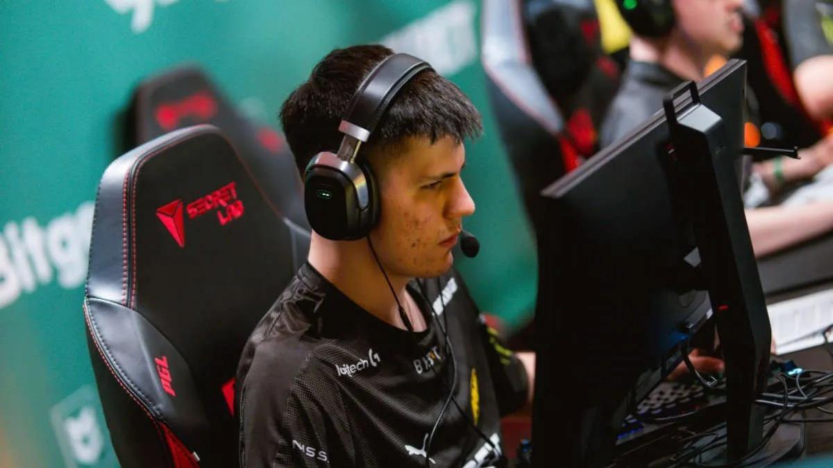 b1t ocupa o 16º lugar na lista dos melhores jogadores de 2022 segundo HLTV