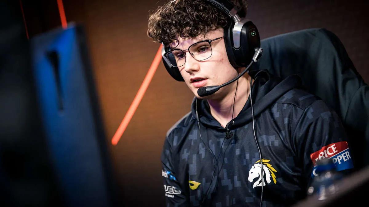 Superlachie juntou-se a Ground Zero Gaming