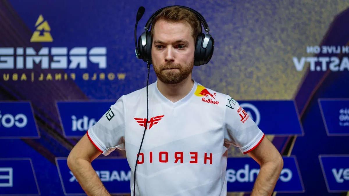 Xizt estende contrato com Heroic por dois anos