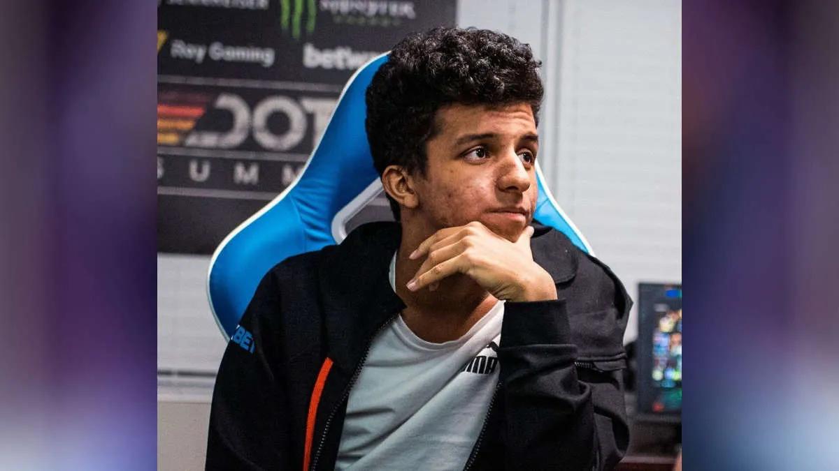 Escalação NAVI para Dota 2 restam 3 jogadores