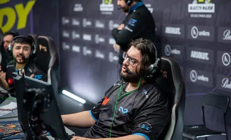 Ömer "imoRR" Karataş, de Eternal Fire, e 10 influenciadores turcos detidos no âmbito de uma investigação sobre a promoção de jogos de azar