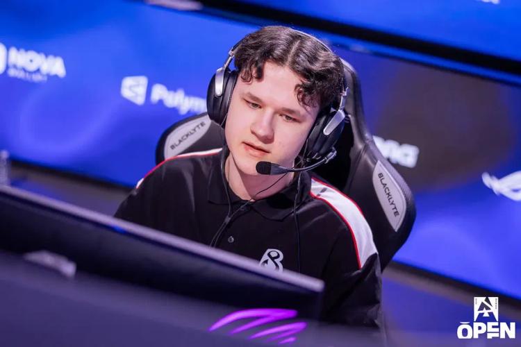 Andrii «npl» Kukharskyi lidera o ranking ELO da FACEIT na 9.ª temporada
