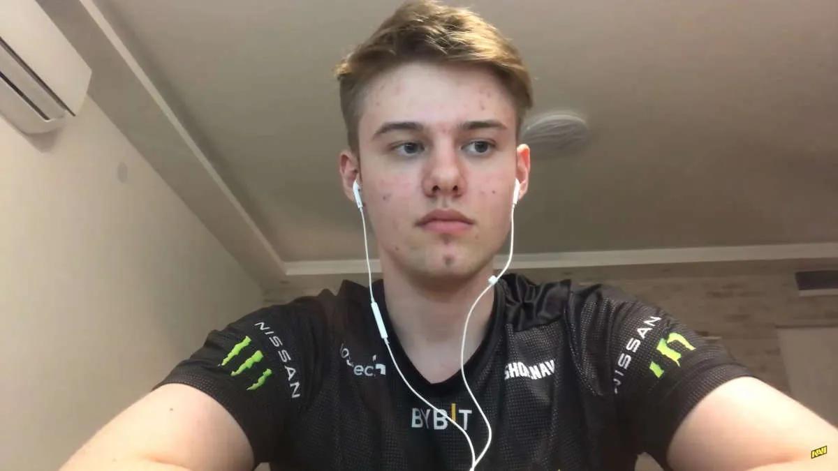 Swedenstrong tornou-se titular NaVi para Dota 2