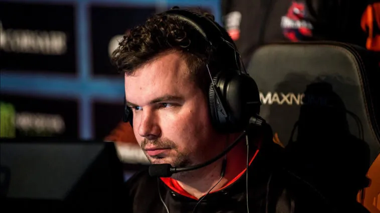 A Astralis continua a usar os serviços HUNDEN. Foto 2